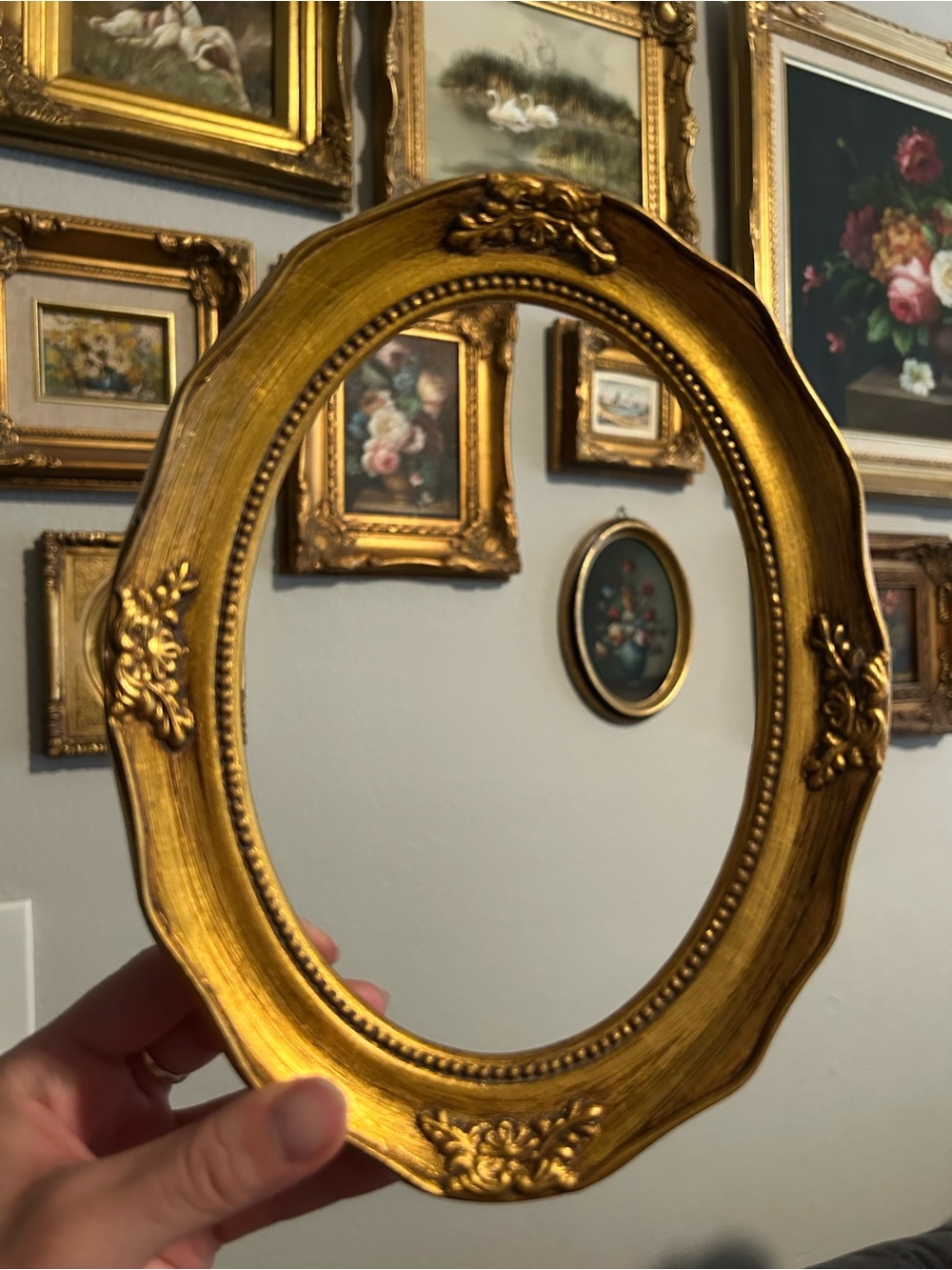 Vintage Ornate Gilded Oval Frame